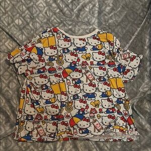Hello Kitty Graphic T-Shirt